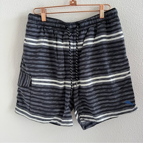 Tommy Bahama Relax Men’s Surf Shorts Gray White Stripe Medium - Picture 1 of 6